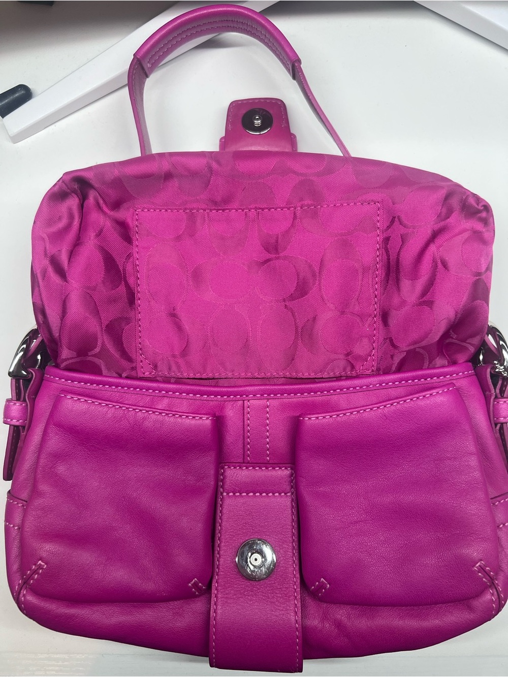 Coach Soho 2004 Hot Pink - Picture 11 of 11